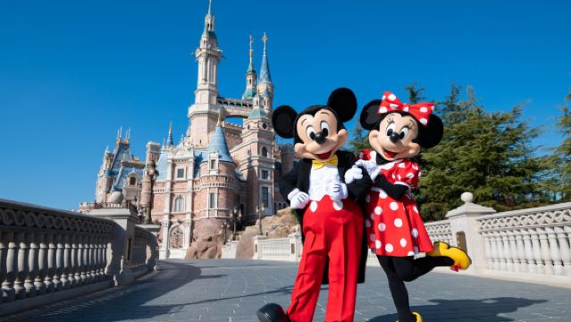 上海迪士尼度假區一日遊【一對一管家服務全程陪同遊玩貼心服務VIP免排隊快速通道尊享優速通早享提前入園】