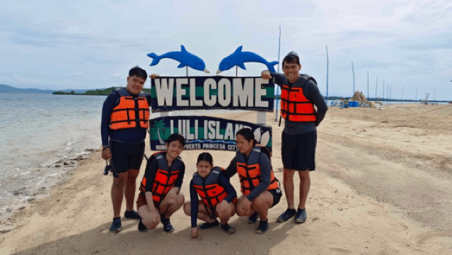 Puerto Princesa: Honda Bay Island Hopping with Picnic Lunch