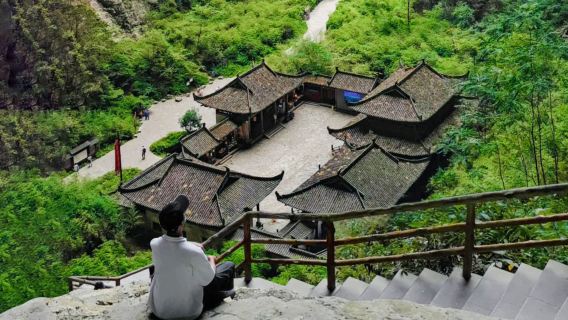 tour 1 ngày Ba cây cầu tự nhiên Wulong, khe nứt đất Longshuixia và phòng trưng bày sông Wujiang