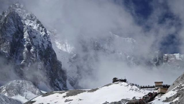 麗江玉龍雪山登頂大索道+印象麗江一日遊（日照金山）