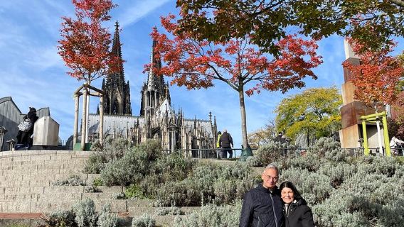 Tour privato a piedi di Colonia con una guida locale