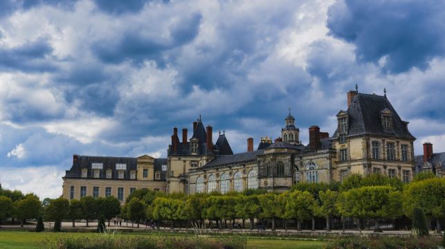 【巴黎一日遊】凡爾賽宮+奧維爾小鎮（梵高故居）+瓦茲河畔歐韋