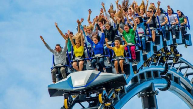 Energylandia: Entrada + Transporte de ida y vuelta desde Cracovia