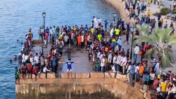 Zanzibar: Stone town, Slave Market, souvenir & Spice Market