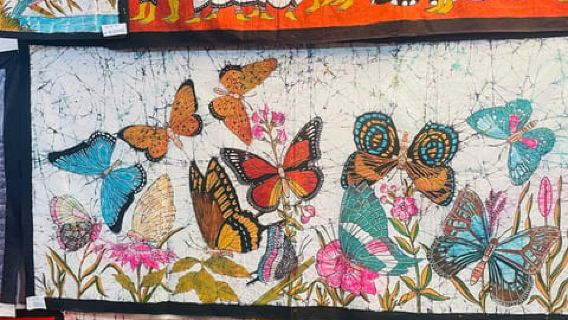 Giriulla: Batik Factory Tour with Ceylon Tea and Sweets