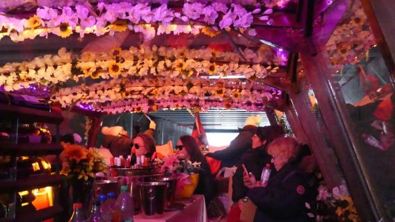 Amsterdam: Pancake Boat Cruise with Freshly Made Pancakes