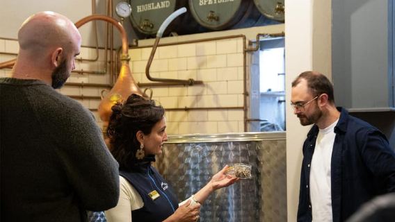 Эдинбург: Экскурсия по винокурне Pickering's Gin с коктейлем и дегустацией