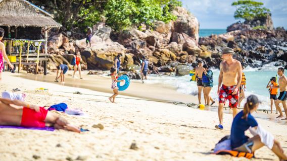 Phuket: James Bond and Khai Islands Ultimate Speedboat Escape