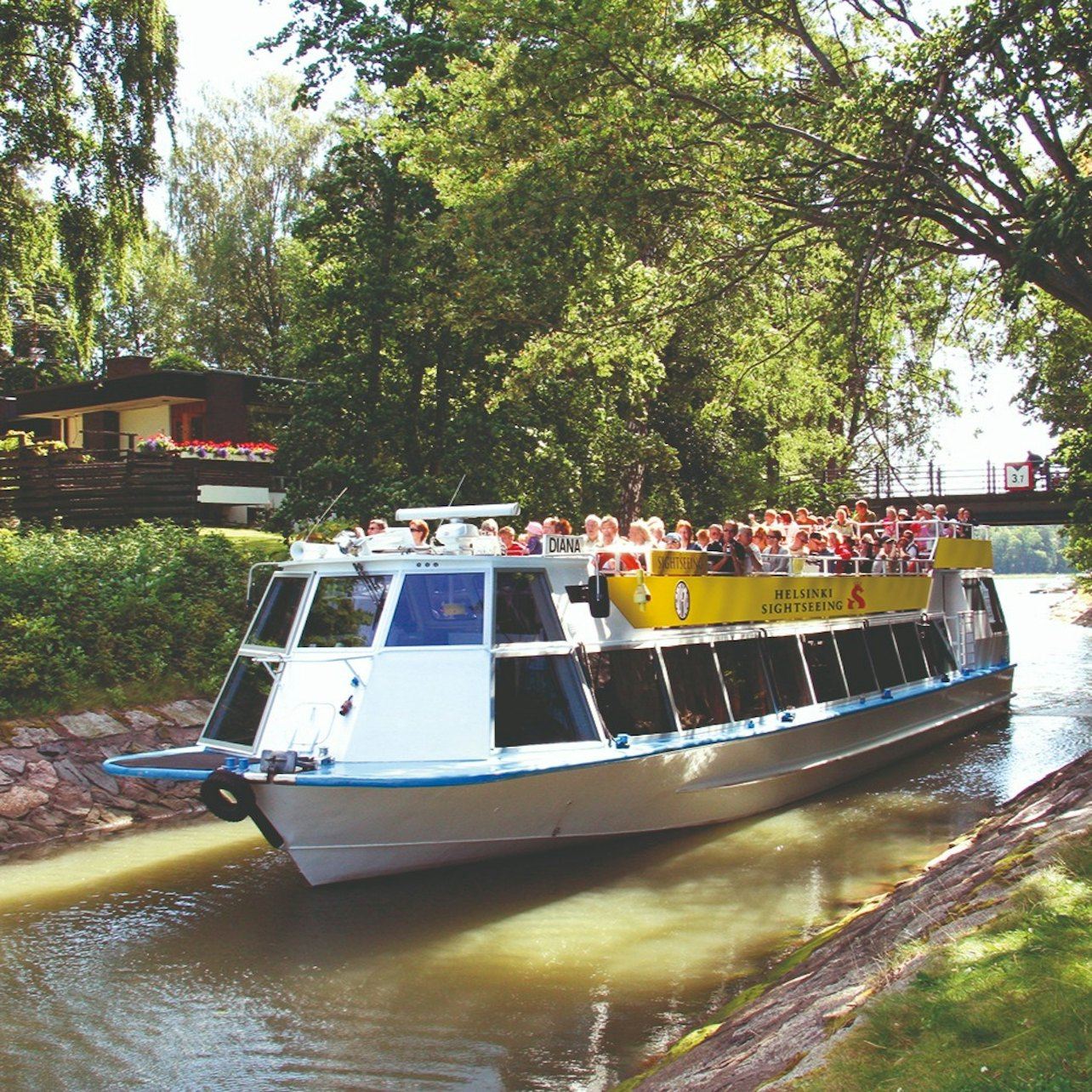 Helsinki: Archipelago Canal Cruise