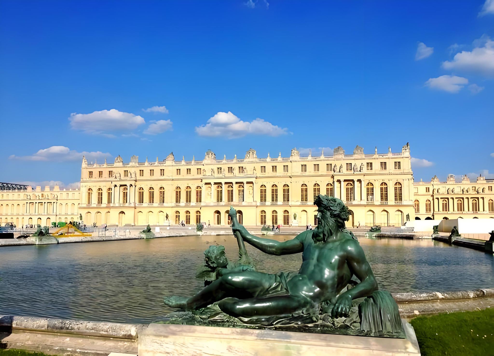 巴黎1日遊：凡爾賽宮+梵高故居+莫奈故居+尚蒂伊城堡