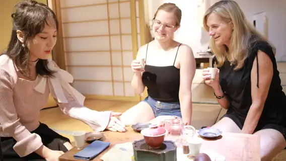 Song Dynasty (960-1279 AD) Tea-making Experience (Intangible Cultural Heritage)