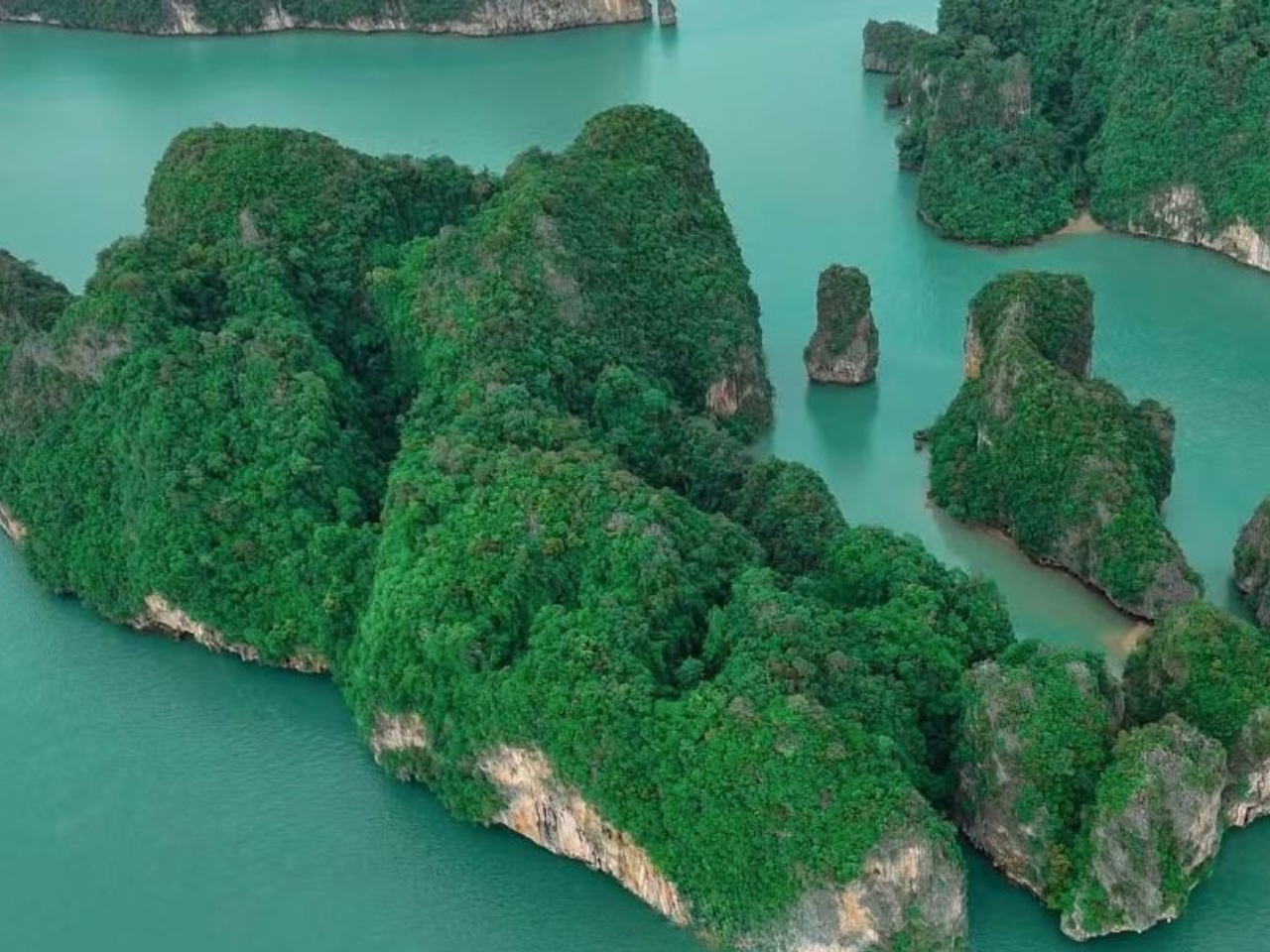 Phang Nga Bay 1-Day Tour [Must for Seniors/Rainy Season, Starlight Journey, Pirate Ship, Speedboating]