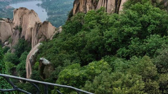 1-day tour to Chayashan Scenic Spot + Legendary Land in Zhumadian, Henan - English service available