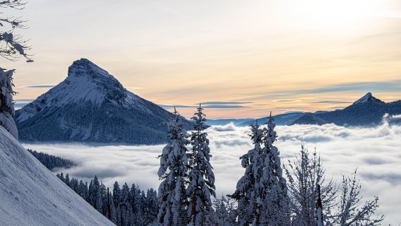 冰島雷克雅未克-黃金旅遊圈經典路線-中文包車【北歐明星路線】