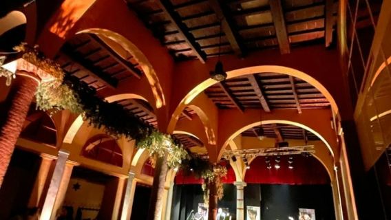 Florence: Teatro del Sale Dinner + Show