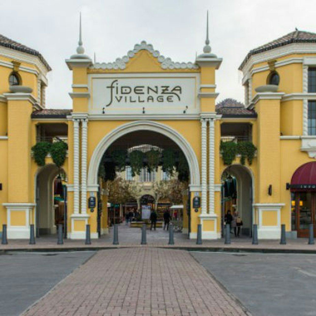 Shopping Tour to Fidenza Village from Milan