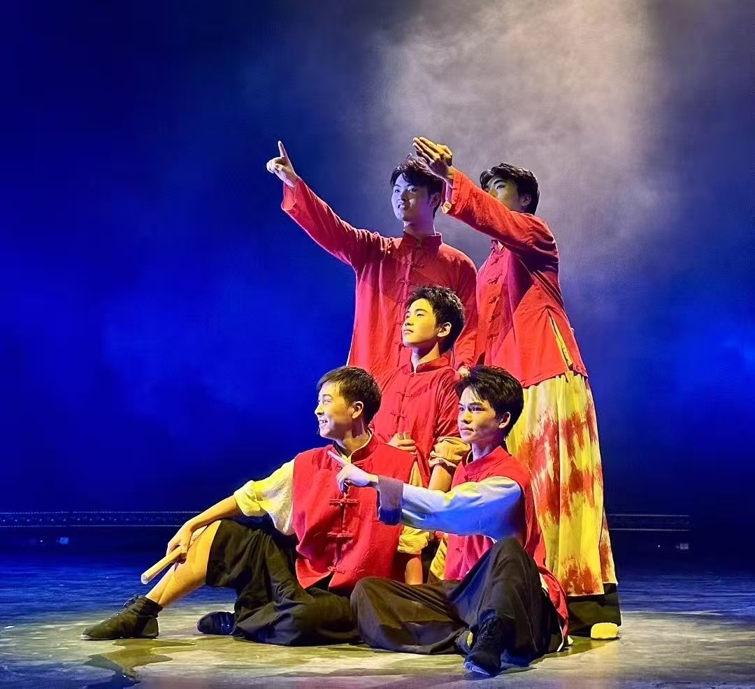 ตั๋วการแสดงเฉาโจวต้าเฉา กุยไหล·รู่เมิ่งเฉาโจว (เฉาฉี่เฉาโจว + เชียนเหนียนเฉาอวิ้น + การแสดงจริง + งานเลี้ยงวัฒนธรรมแบบดื่มด่ำ)