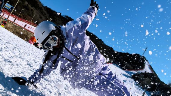 玉龍灣滑雪1日【全日滑雪票+滑雪裝備+達人極力推薦】