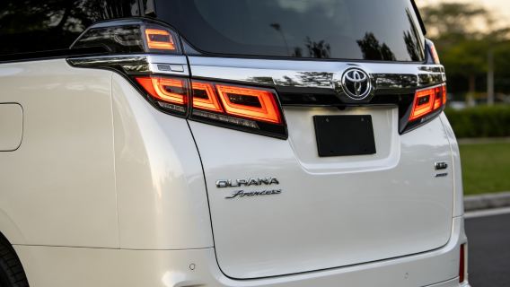 Customized Private Charter for Greater Bay Area: Cross-border Transfer with Dual/Triple License Plates for Fast Clearance Without Leaving the Vehicle (Hong Kong/Macau/Zhuhai/Guangzhou/Shenzhen)