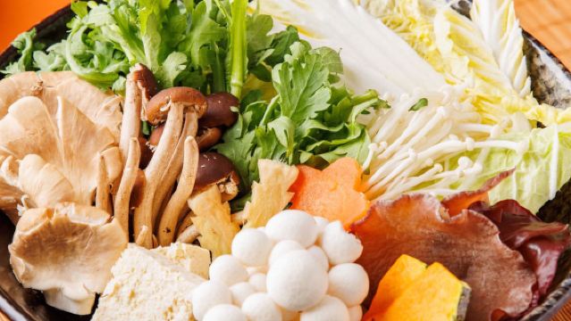 บัตรแพ็กเกจหม้อไฟซีฟู้ดฤดูใบไม้ผลิจากร้านอาหารญี่ปุ่น Shun Garden โรงแรม Fullon ไทเป สาขา 1 (ไม่คิดค่าบริการเพิ่มในวันหยุด)