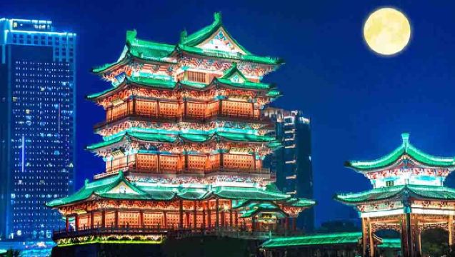 Gan Xiao Tuan + Lawatan Berpandu Secara Langsung di Menara Teng Wang + Penerangan Terperinci 1.5 Jam + Had Maksimum 15 Orang