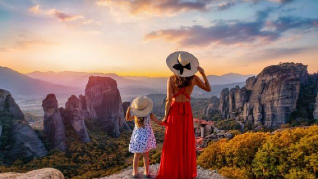 Athens: Meteora Monasteries, Caves & Coastal Stopovers with Lunch