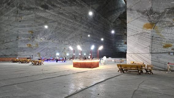 Bucharest:Salt Mine & Snagov Monastery-Dracula Tomb Day Trip