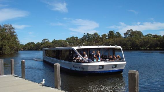 Full-Day Swan Valley Wineries with Lunch and River Cruise