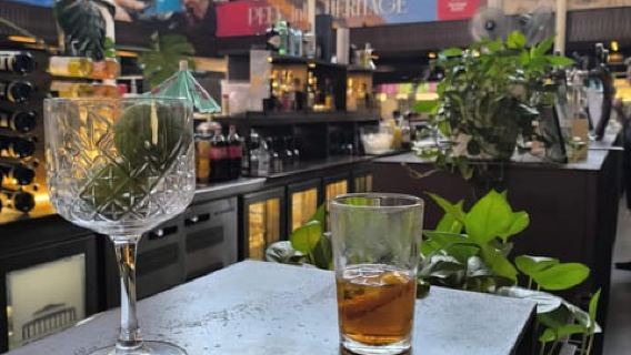 Valletta: Street Food Walking Tour with a Local