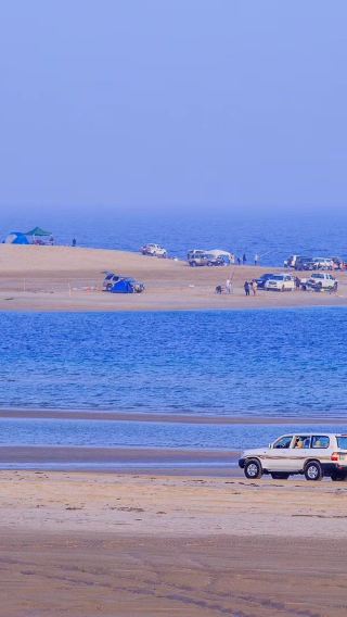 Doha Desert Khor Al Udaid Dune Bashing/Toyota Off-Road Private Charter/Round-Trip Transfer from Designated Locations