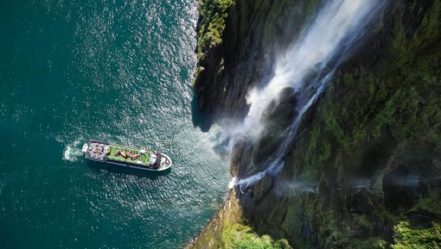 Pergi-balik Queenstown New Zealand: Milford Sound + Te Anau | Lawati Keajaiban Kelapan Dunia