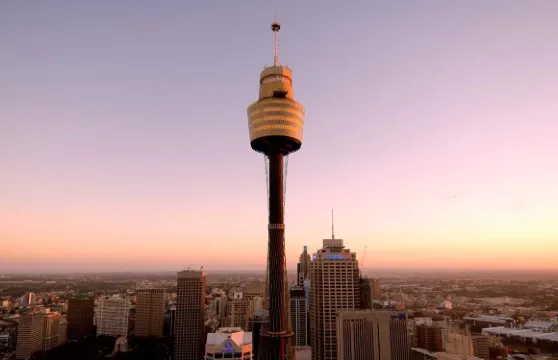 悉尼塔旋轉餐廳SkyFeast自助餐【90分鐘自助午餐/自助晚餐】