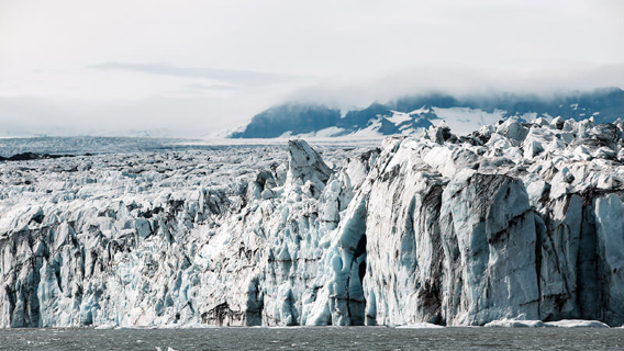 アイスランド:ヨークルスアゥルロゥン遊覧船半日日帰りツアー 【水陸両用/RIBボート0.5-1時間】