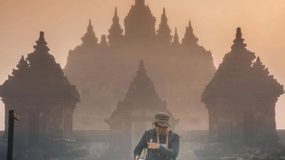 Yogyakarta Borobudur one-day tour Local Pickup/Prambanan/Temple/Merapi Volcano/ Airport Transfers