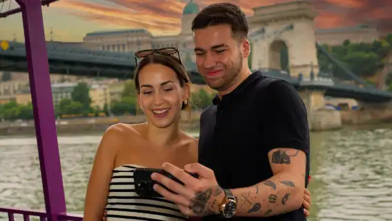 Budapest Downtown Sightseeing Cruise Tour With Cocktail