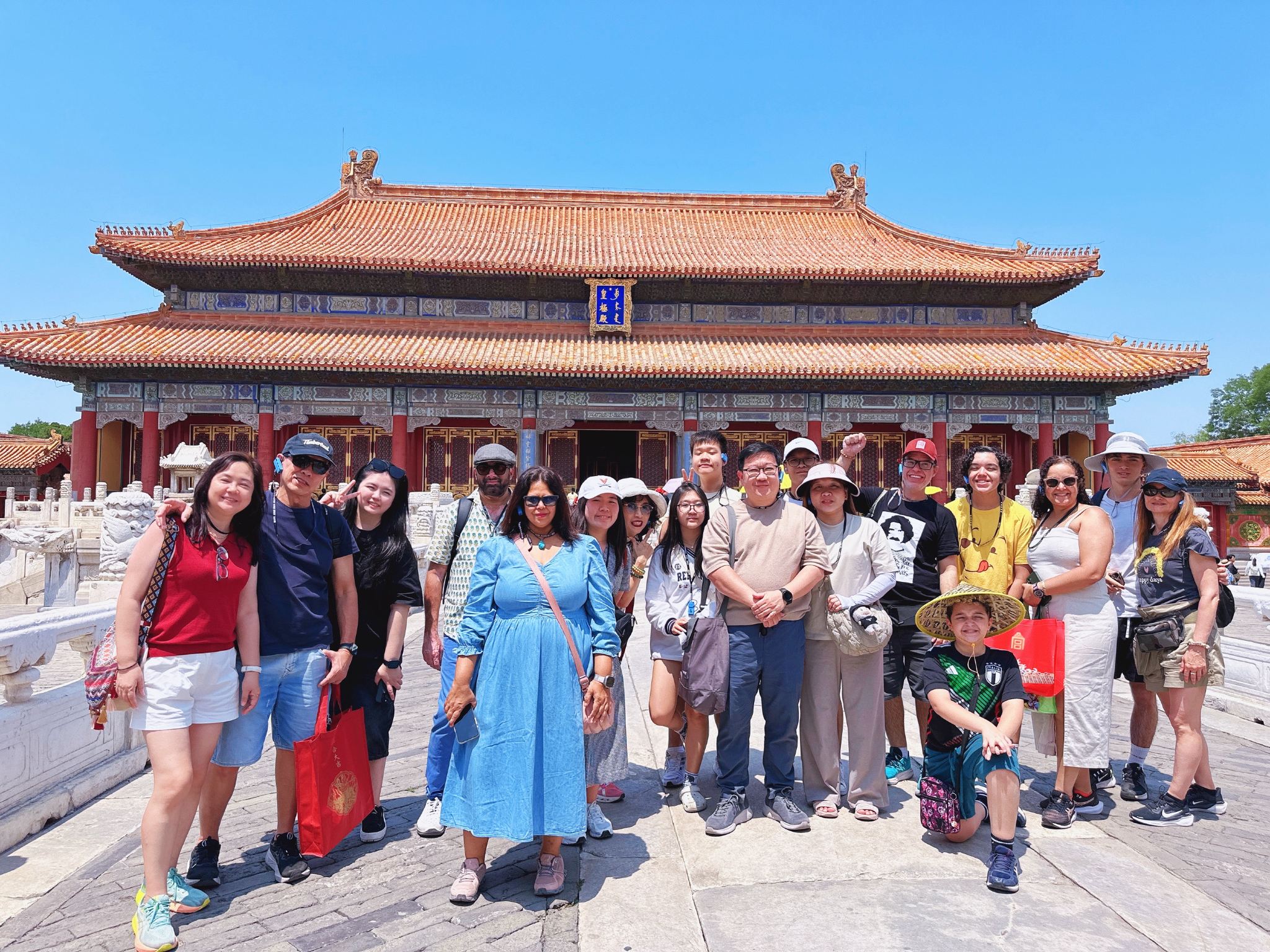 Visita de medio día a la Ciudad Prohibida (grupo con guía en español)
