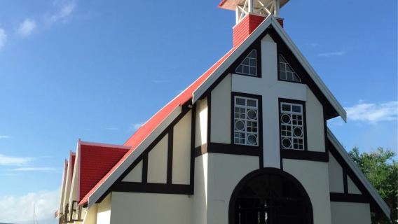 Akuarium Mauritius + Taman Botani + SUPERU + Lawatan Sehari Gereja Bumbung Merah