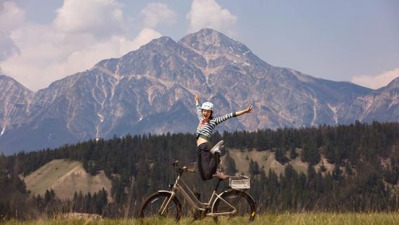 Jasper: 25 KM E-Bike Safari with Wildlife and Beaches