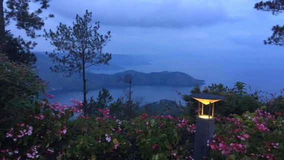 Medan: Taman Simalem Resort Day Trip with Lunch