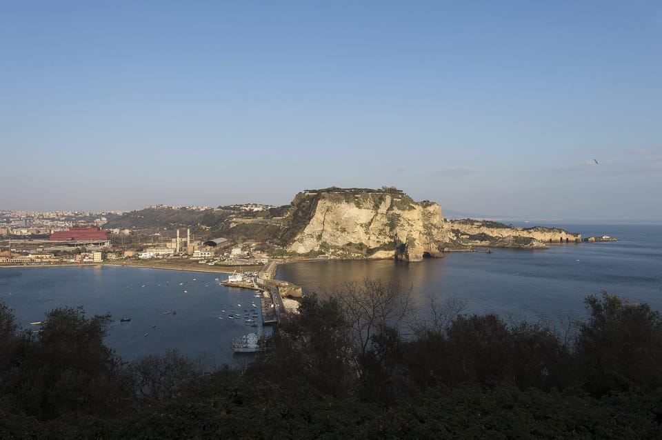 Ab Neapel: Stadtrundfahrt mit dem Bus in kleiner Gruppe