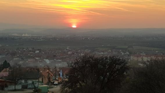Panorama de Sibiu en soirée, visite de la colline Gusterita
