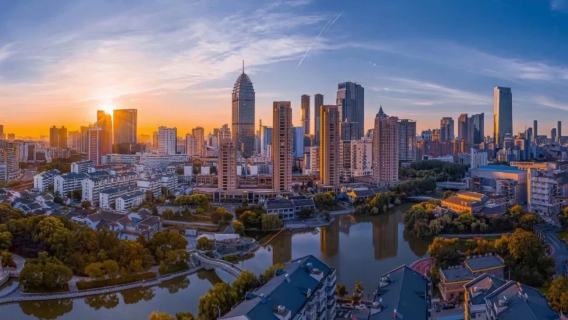 Perkhidmatan Sewaan Kereta/Perniagaan dari Suzhou ke Hangzhou di China dengan Pengangkutan Pintu ke Pintu (Pilihan Perkhidmatan Bahasa Inggeris Tersedia)