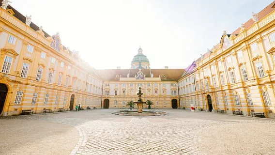 奧地利瓦豪河谷+梅爾克修道院一日遊【含門票+夏季含遊船】