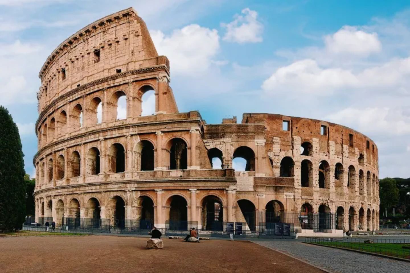 義大利羅馬鬥獸場半日遊|含預約門票+中文導遊導覽