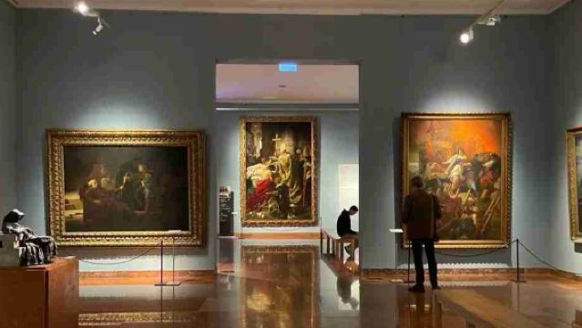 Lawatan sehari di Budapest, Hungary - Basilika St. Stephen + Kolam Air Panas Széchenyi