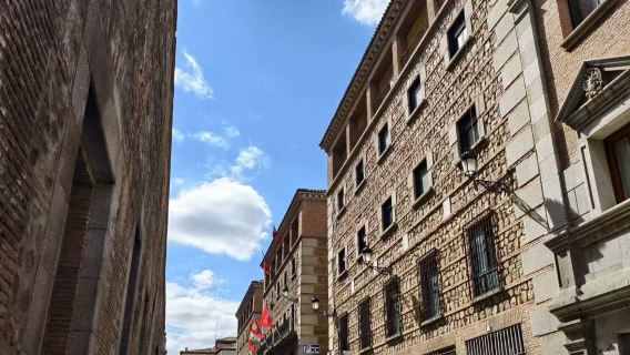 西班牙托萊多古城深度遊【中世紀古城漫步+景點任選+中文包車】