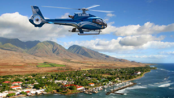 Beleef een spectaculaire helikoptervlucht boven Maui met Blue Hawaiian.