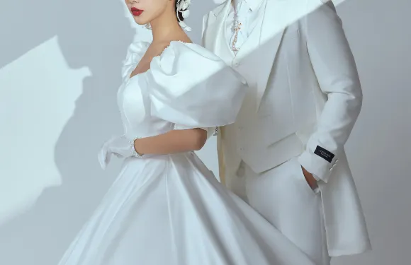 尤溪Trip Moments【街拍抓拍航拍約拍跟拍婚拍攝影錄影/多語言翻譯】