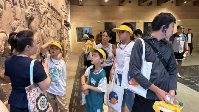 敦煌博物館人員導覽【大笙說簽約老師/2小時深度導覽/多場次可選/可升私家團】