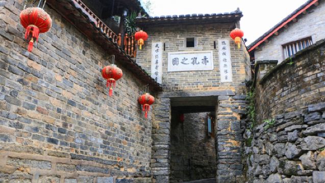 Guangxi: Hezhou + Huangyao Ancient Town | Professional Bilingual Guide | Customizable Itinerary | Private Charter for Exclusive Groups